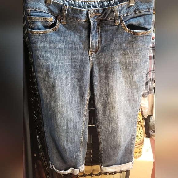 Faded Glory crop capris - Picture 2 of 4